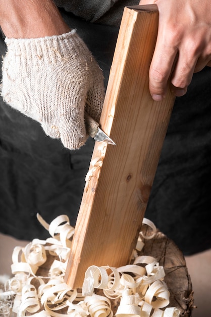 🎨 Les Avantages du Sur-Mesure en Menuiserie 🪵